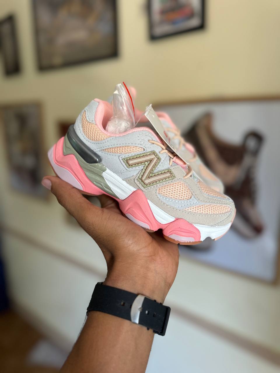 New Balance 9060 Pink