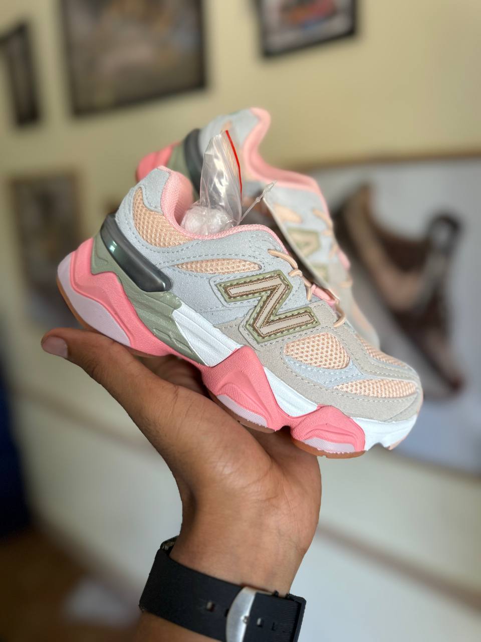 New Balance 9060 Pink