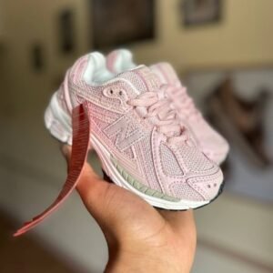 New Balance 1906 Pink